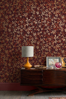 147006 Virginia Creeper Russet & Copper Clarissa Hulse AW26 Wallpaper by Clarissa Hulse