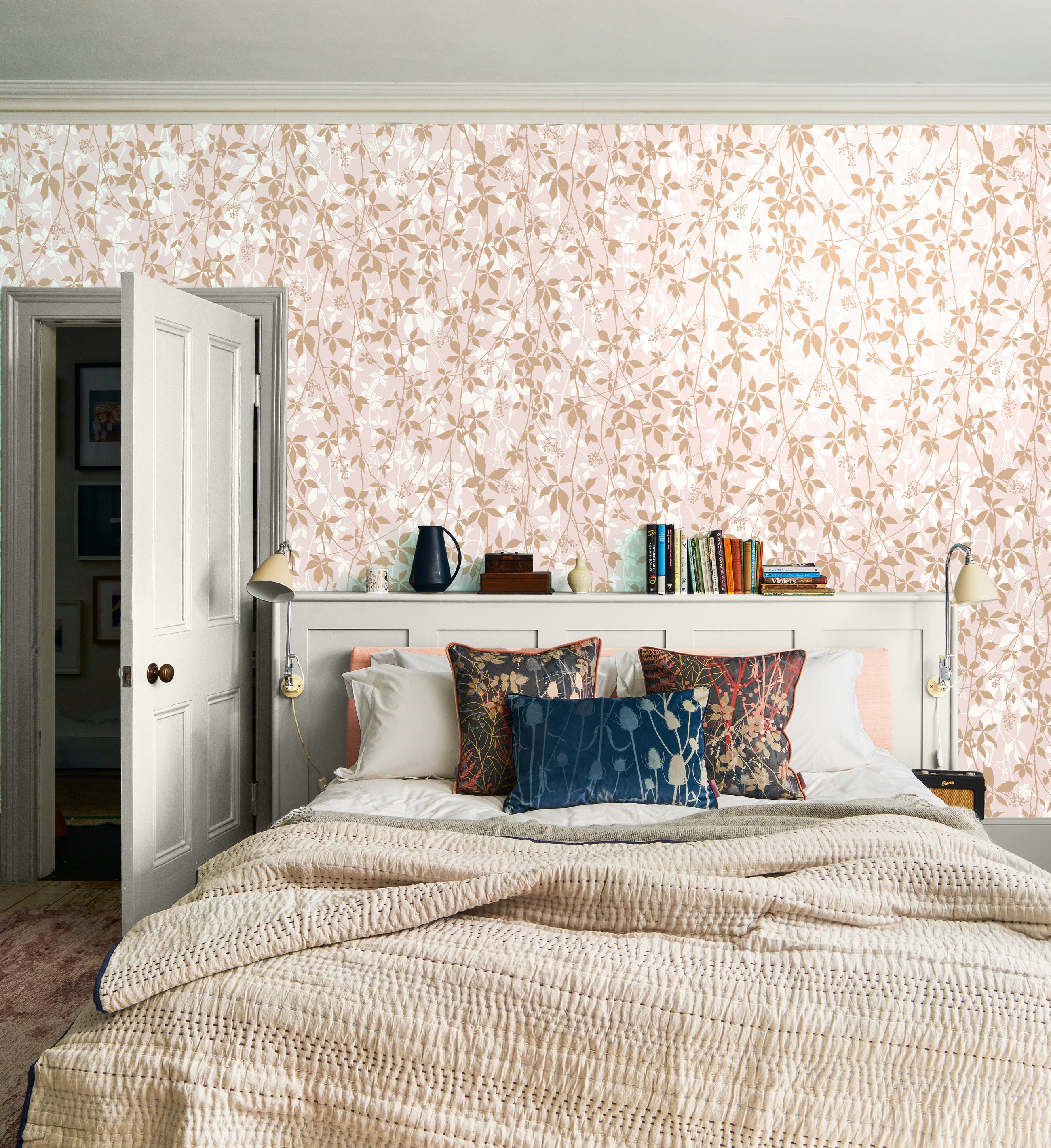 147008 Virginia Creeper Blush & Rose Gold Clarissa Hulse AW26 Wallpaper by Clarissa Hulse