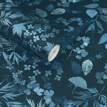 147014 Windfall Sapphire Clarissa Hulse AW26 Wallpaper by Clarissa Hulse