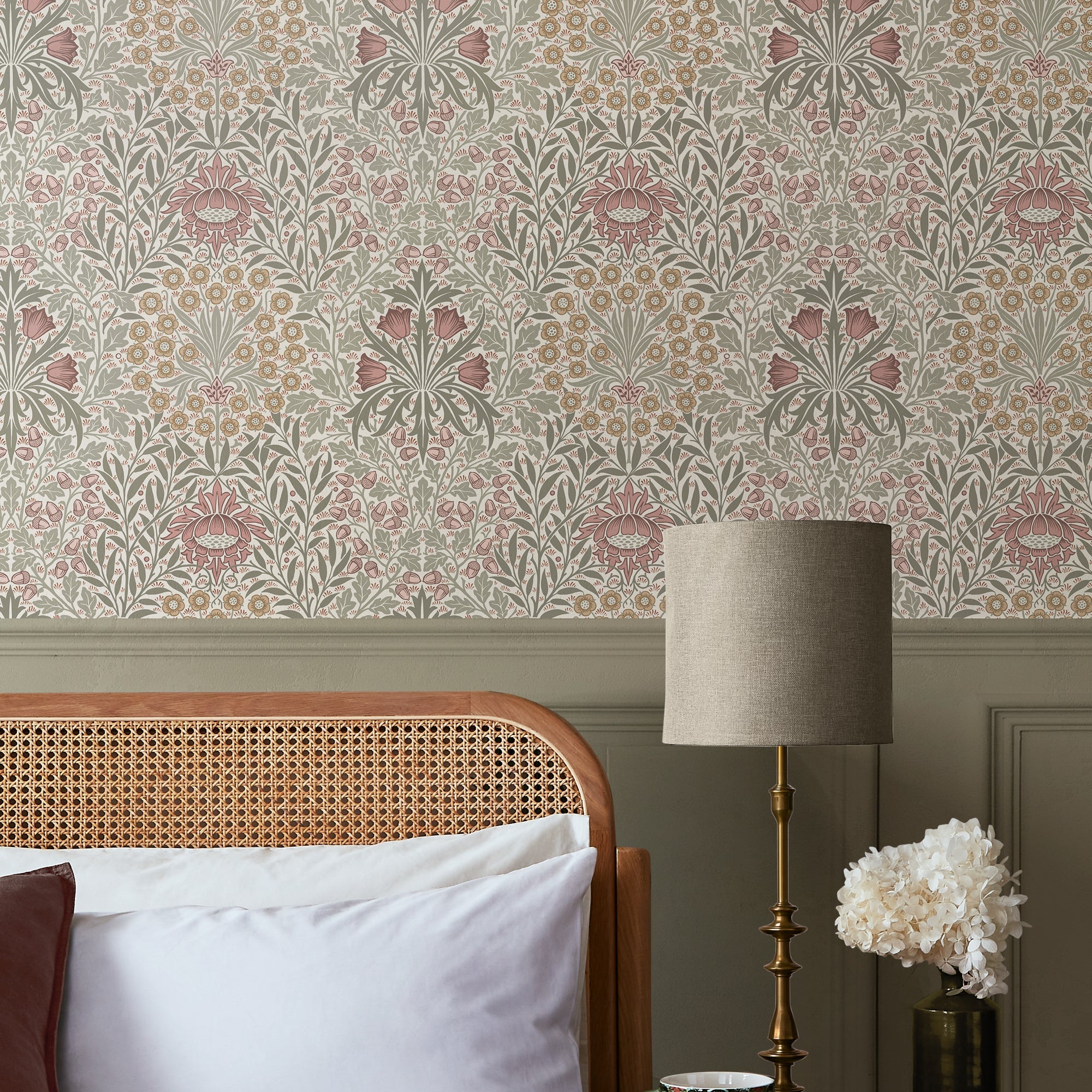 147062 Oak & Willow Sage William Morris at Home AW26 Wallpaper by William Morris at Home