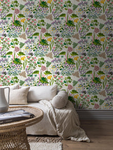 1792 Gocken Jobs Rabarber Multi and White Wallpaper by Boråstapeter