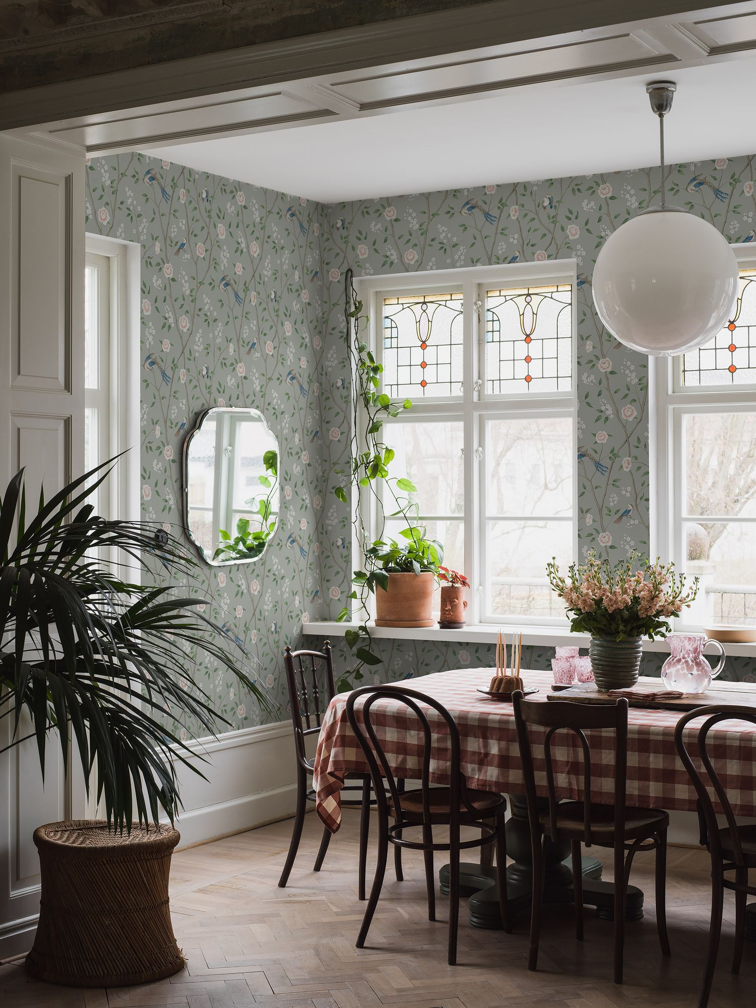 1903 Paradise Birds Dark Green and Pink Dreamy Escape Wallpaper by Boråstapeter