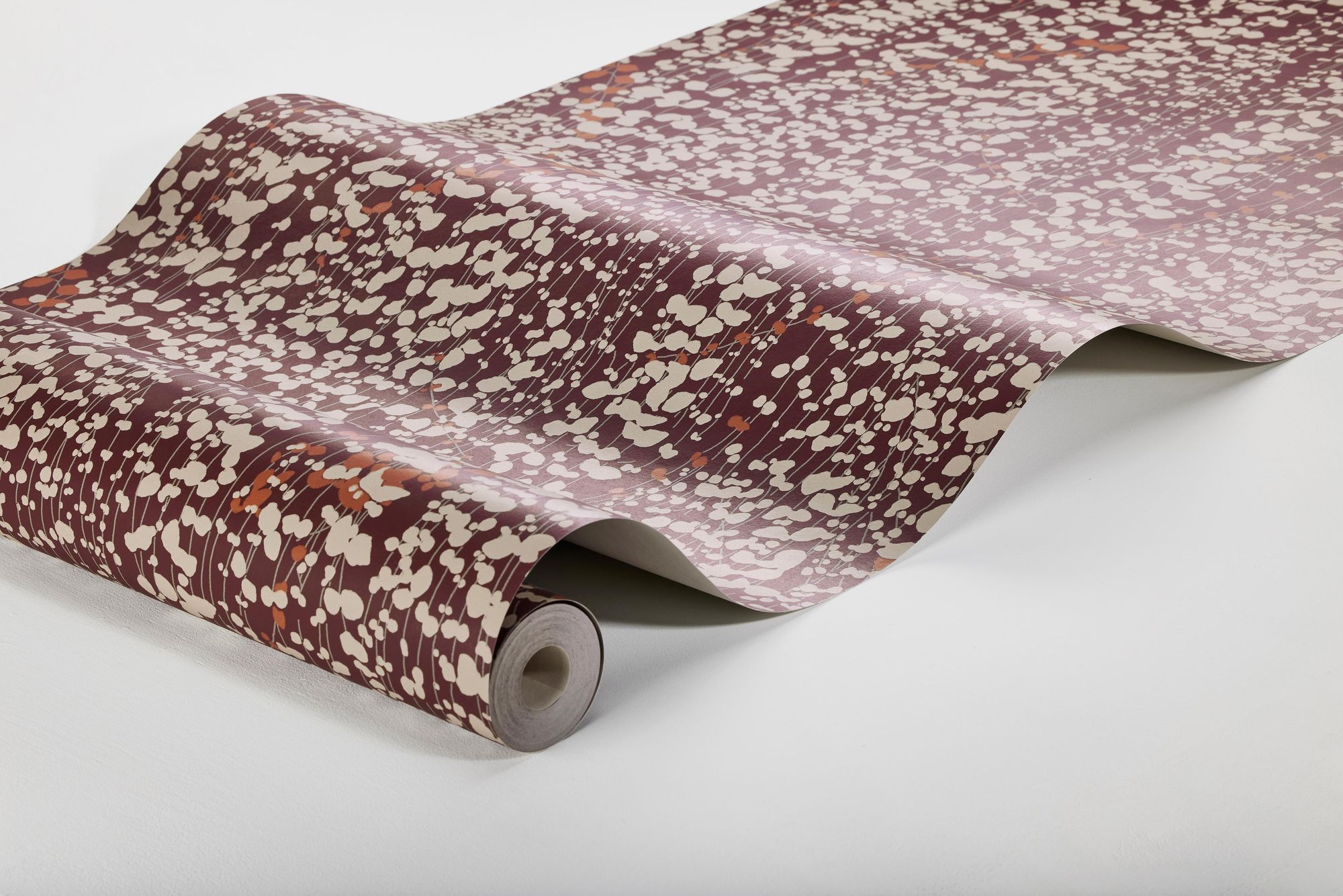1984 Arne Jacobsen Ranke Red and Beige Wallpaper by Boråstapeter