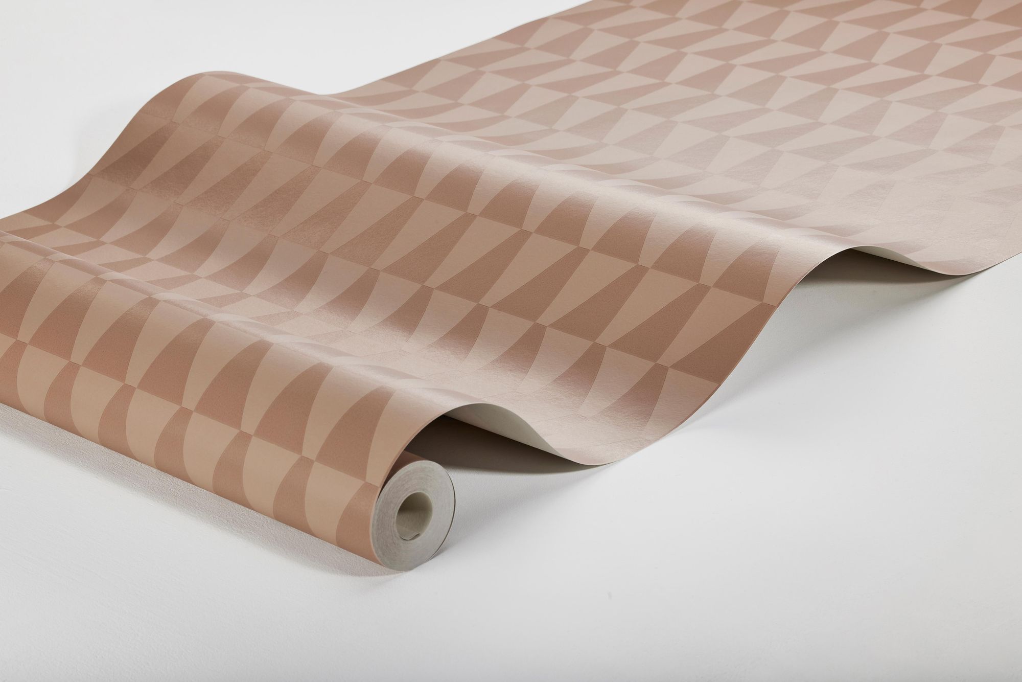 1994 Arne Jacobsen Trapez Pink Wallpaper by Boråstapeter