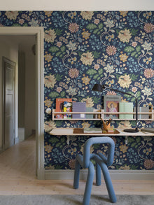 2008 Alicia Multicoloured Icons Wallpaper by Boråstapeter