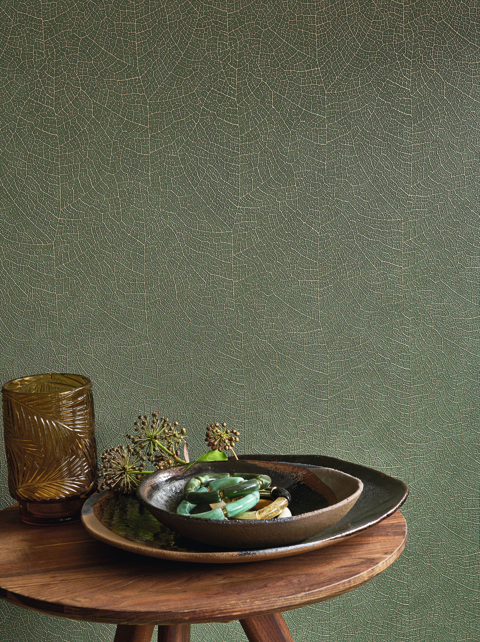 201287909 Nola Vert Emeraude Vegetals Wallpaper by Casadeco