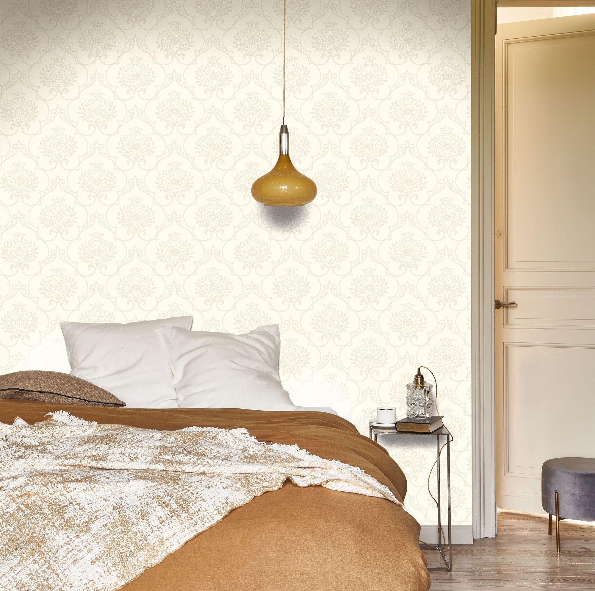 202010160 Panache Blanc Antique Wallpaper by Casadeco