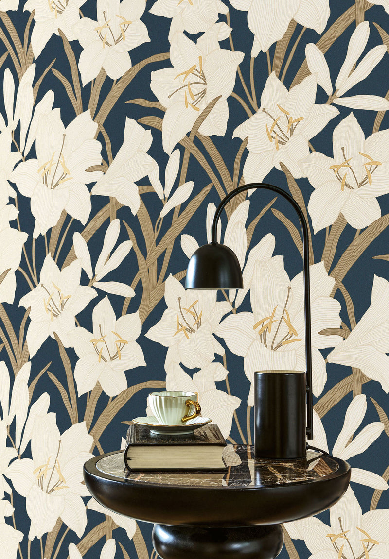 Clair De Lys Bleu Encre Le Beau Jardin Wallpaper by Casadeco