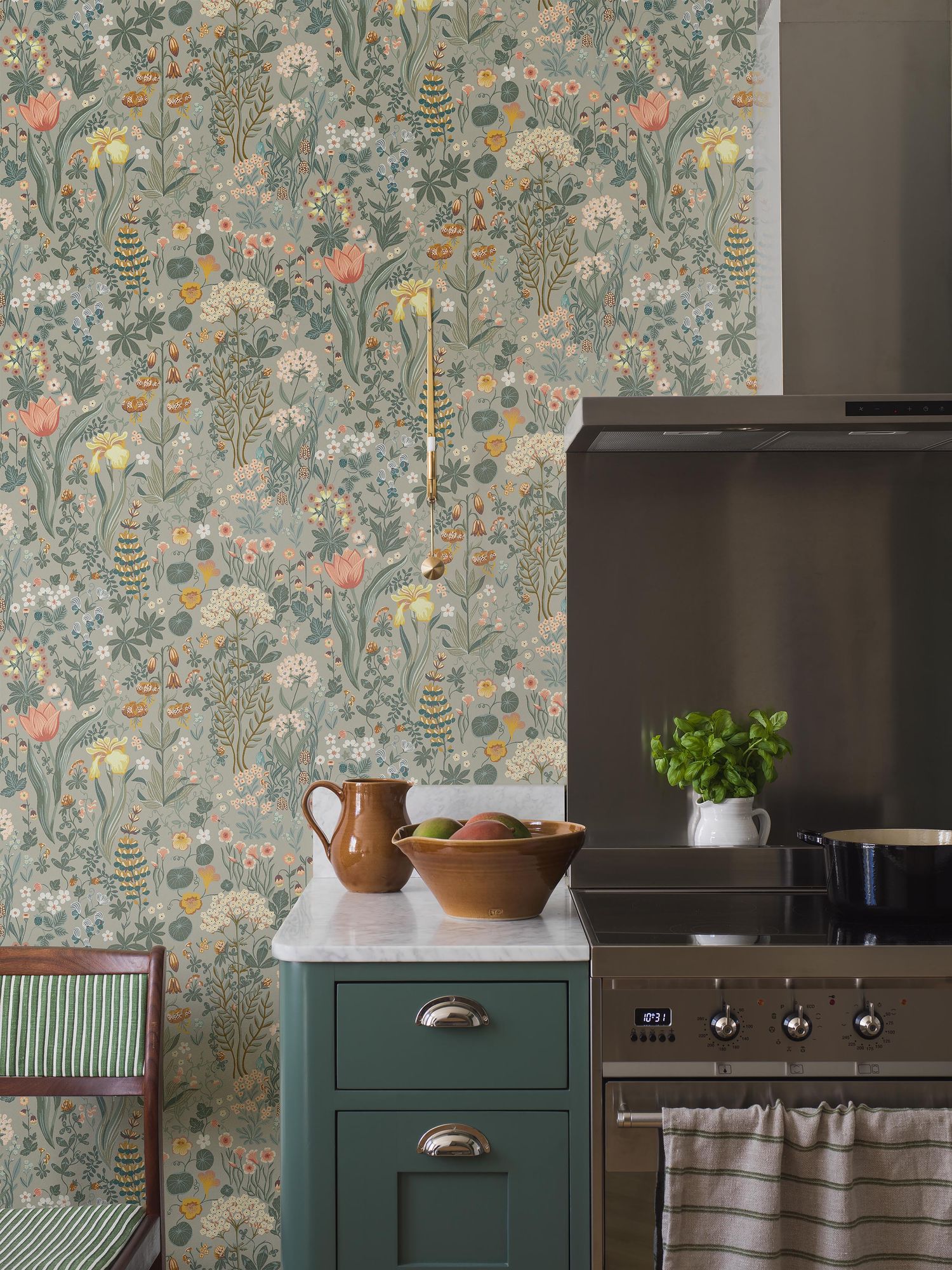 2054 Blomsterhav Multicoloured Icons Wallpaper by Boråstapeter
