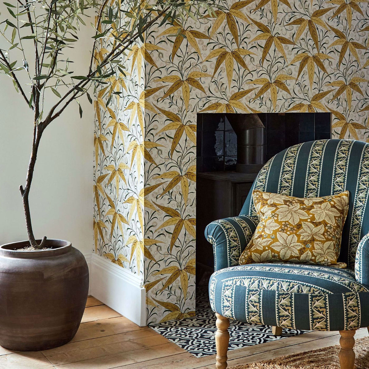 Bamboo Morris & Friends Sunflower Wallpaper by Morris & Co