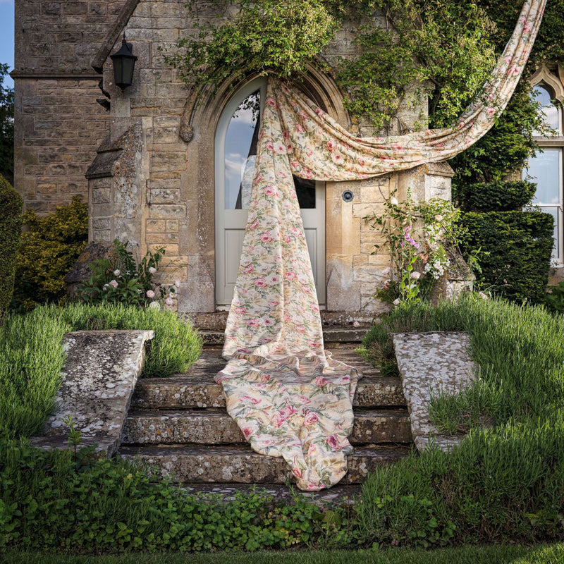 223979 Amelia Rose Country House Crimson/Gold Fabric by Sanderson