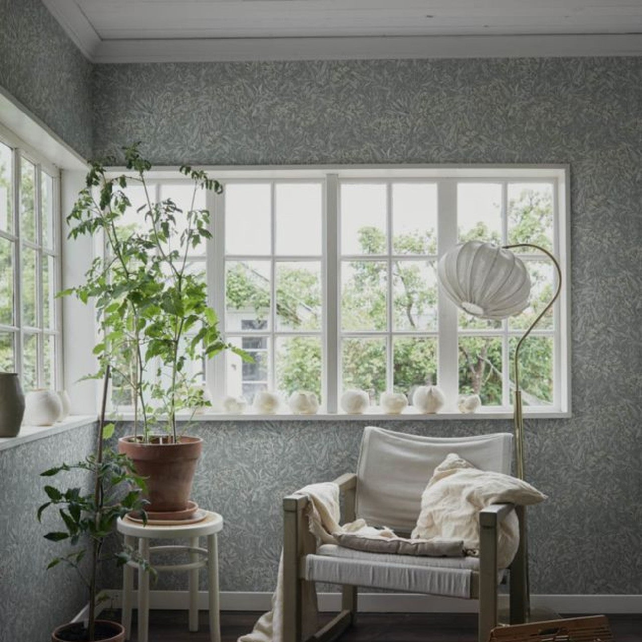 225-28 Malin Kolonin Sage Green Wallpaper By Sandberg