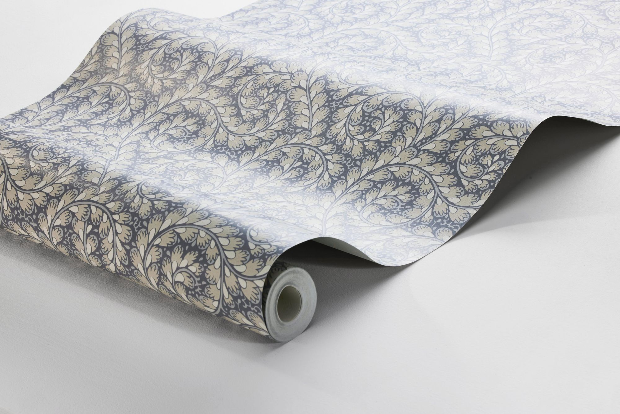 2256 Wild Ferns Purple and Beige Wallpaper by Boråstapeter