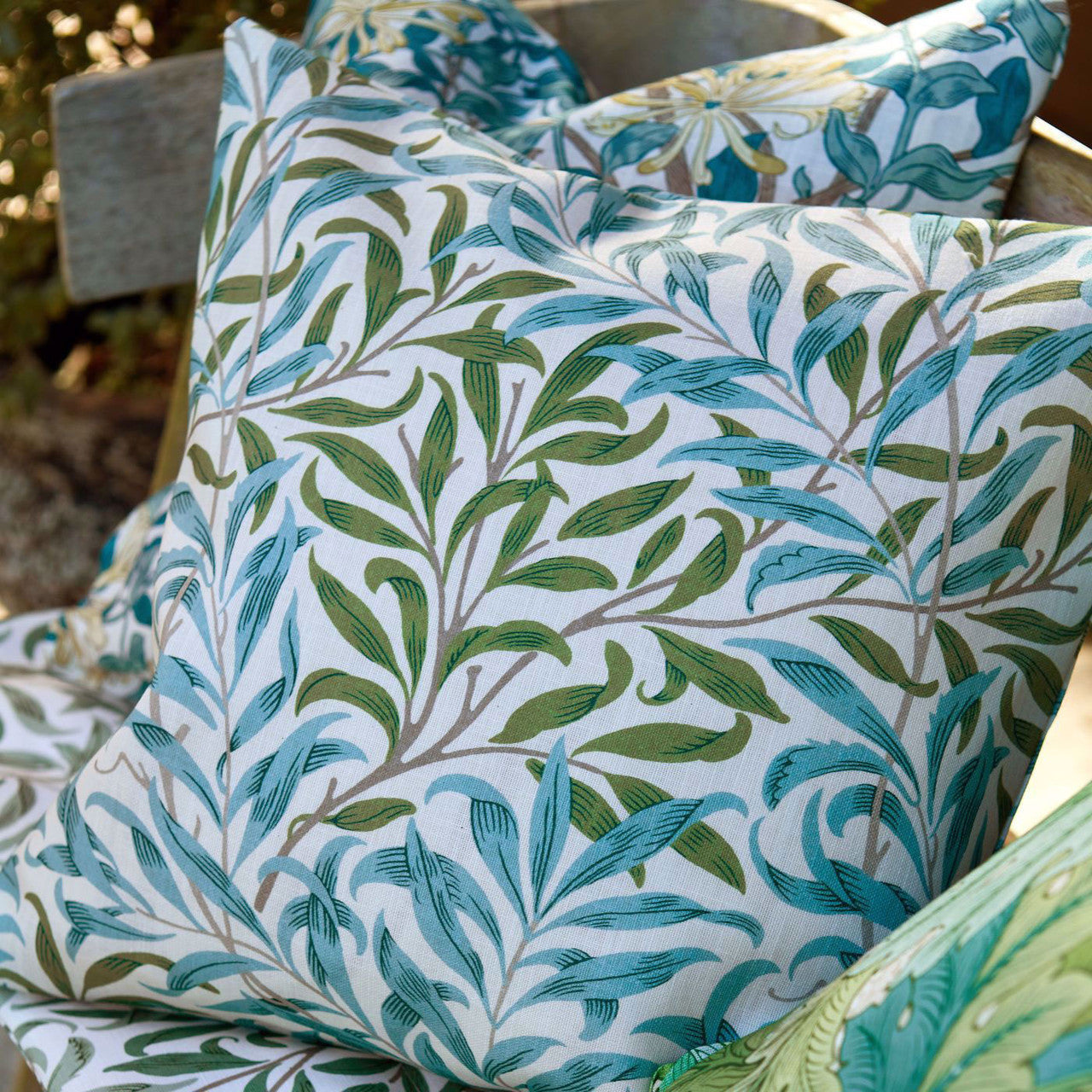 227112 Willow Bough Outdoor-Performance Nettle/Sky Blue Fabric by Morris & Co