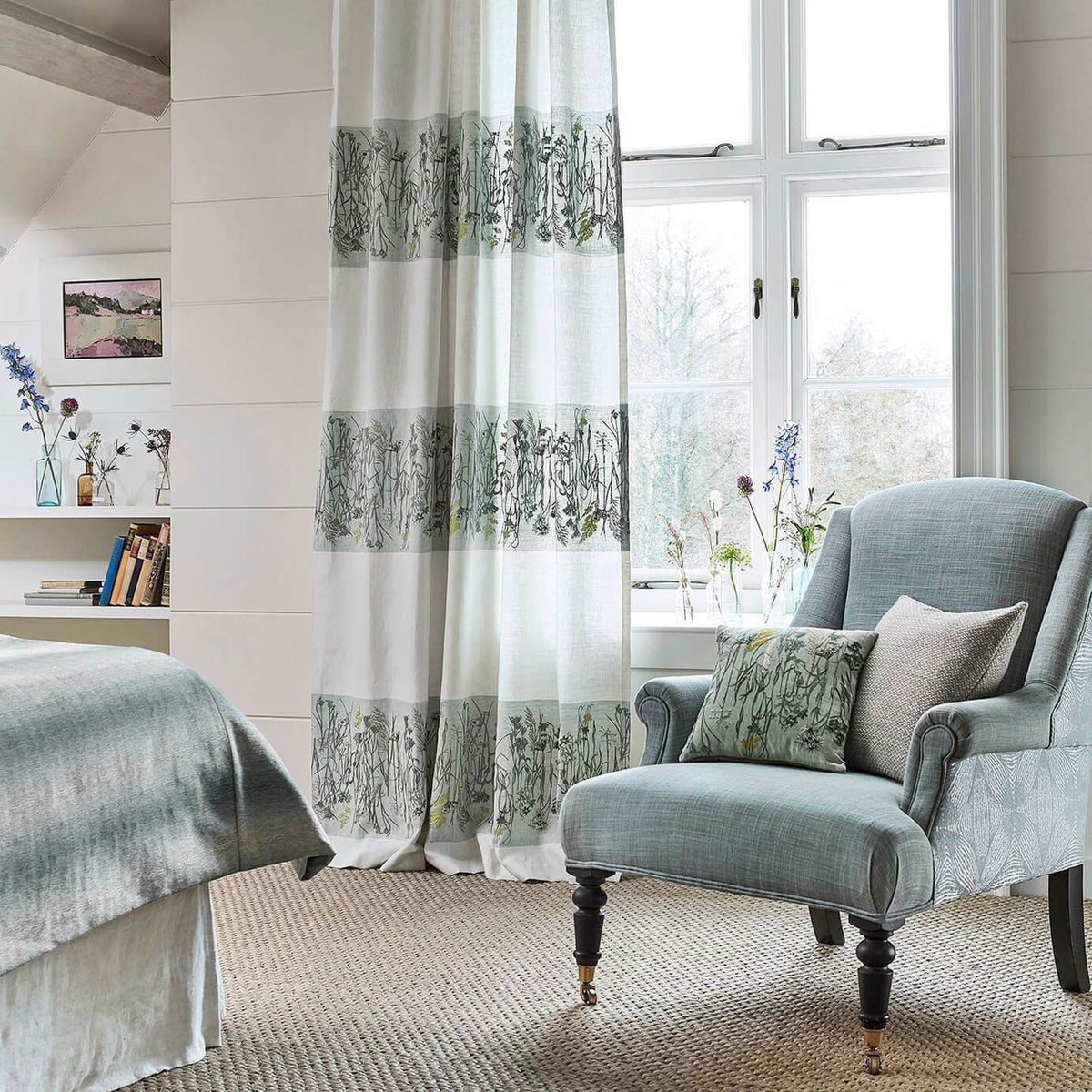 Pressed Flowers Embleton Bay Mist/Shell Fabric by Sanderson