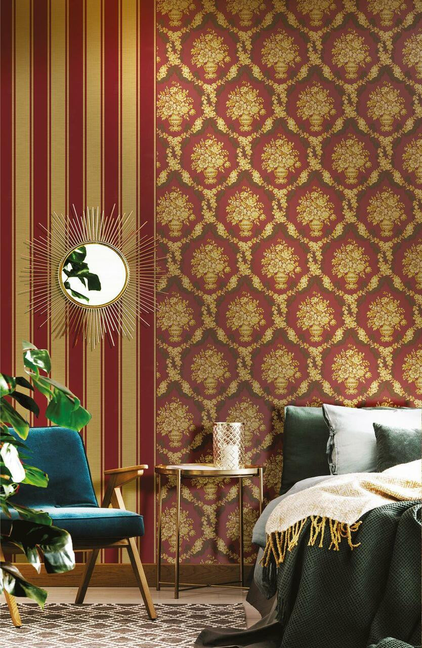 23678 Italian Classics 4 Stripe Wallpaper by Galerie