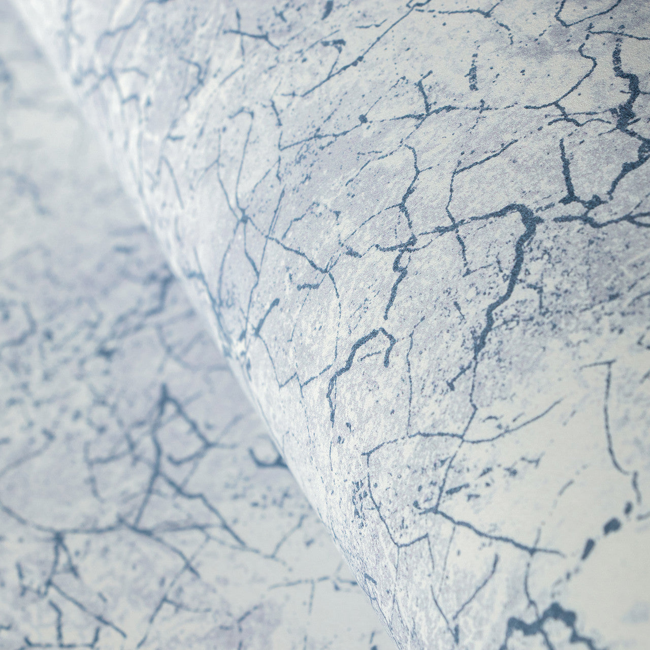 26870 Bento Chalky Blue Azulejo Wallpaper By Hohenberger