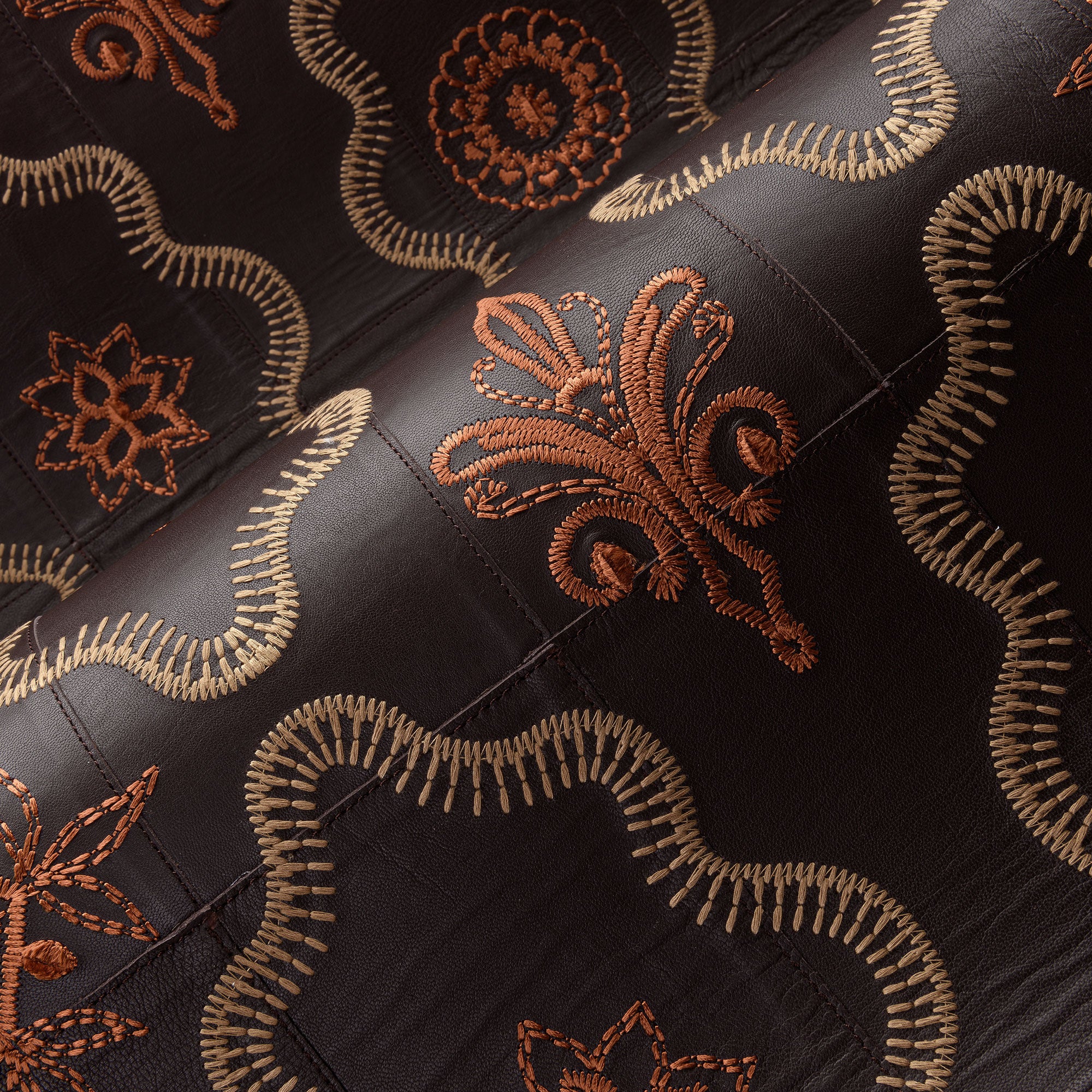 27401 Ductia Bistre Corium Wallpaper by Arte