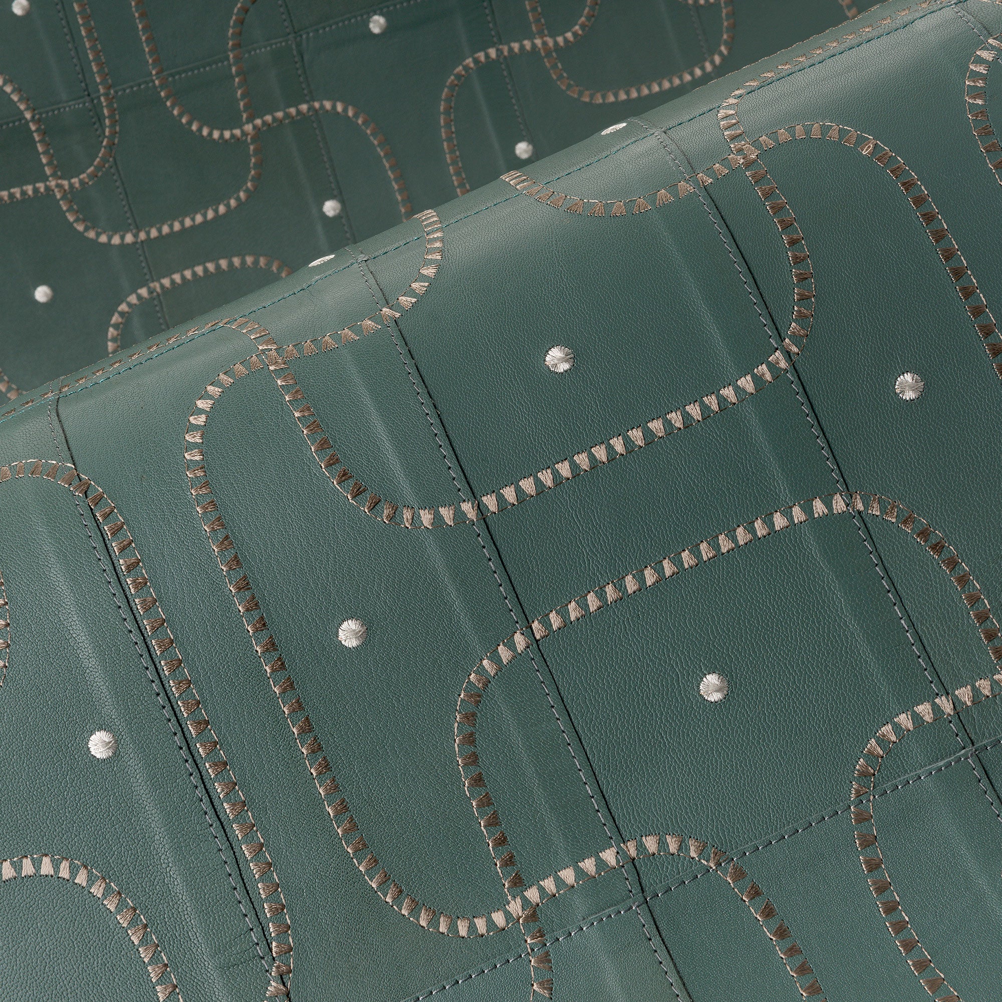 27440 Jaseran Petrol Corium Wallpaper by Arte