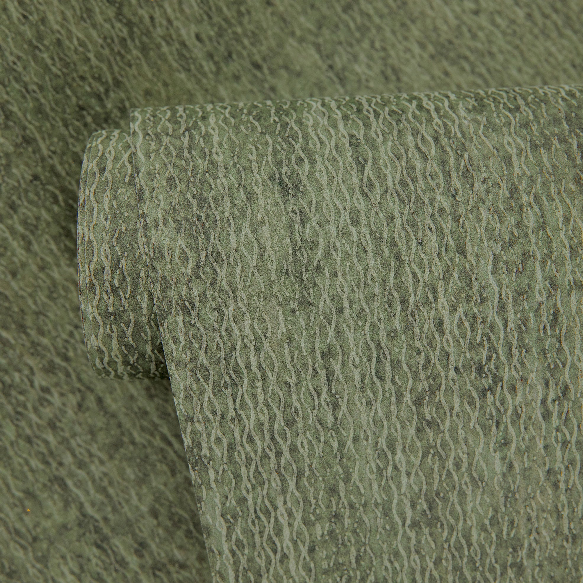 27630 Cleo Green Cerra Wallpaper by Galerie - Roll