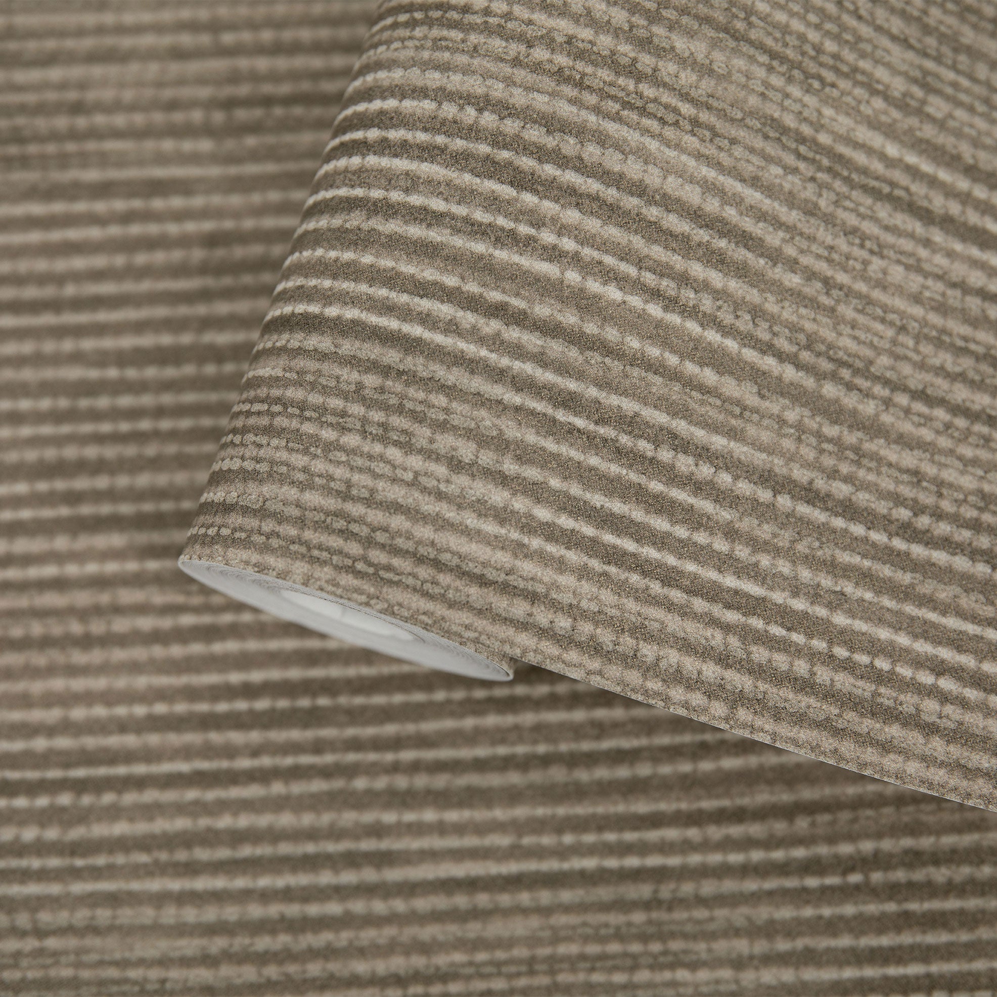 27641 Riva Dark Linen Cerra Wallpaper by Galerie - Roll