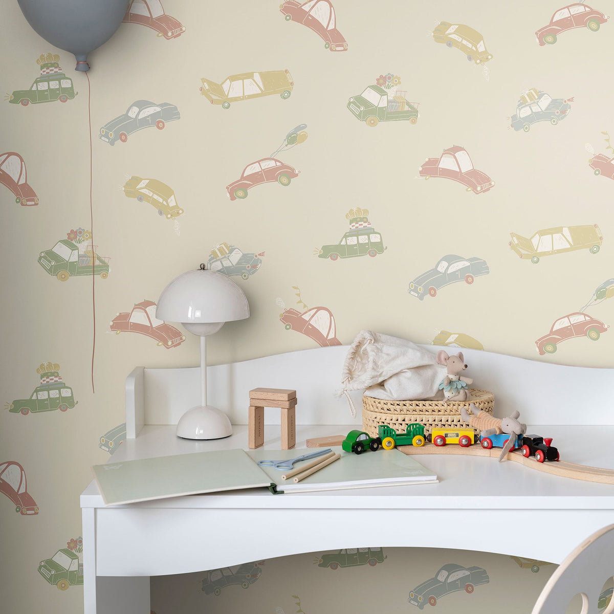 Bilarna Pink Resan Wallpaper by Galerie