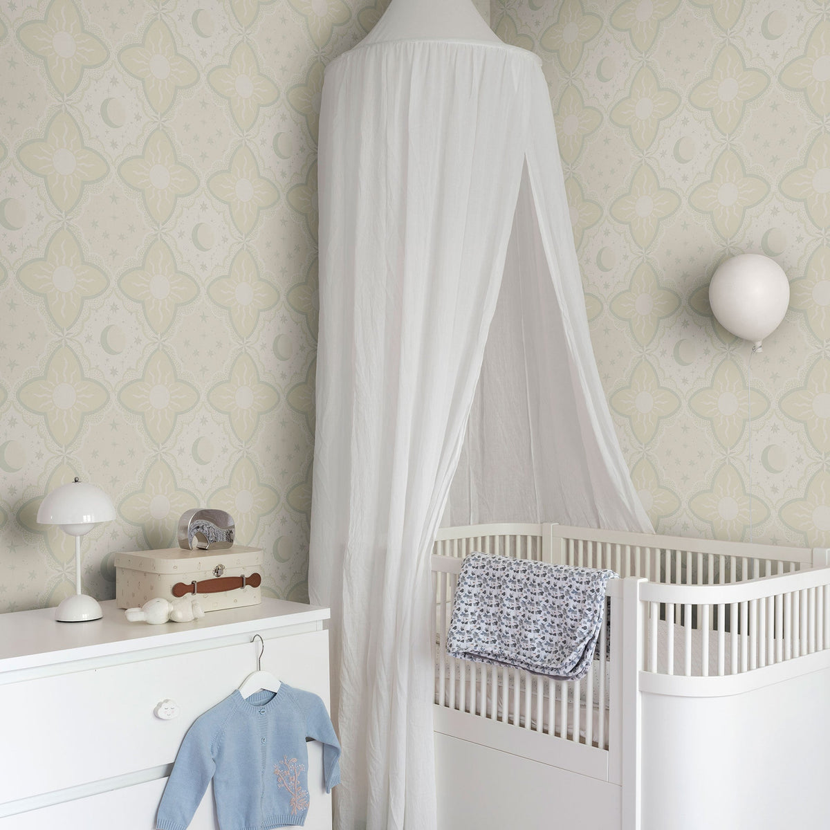 Sol & Måne Beige Resan Wallpaper by Galerie