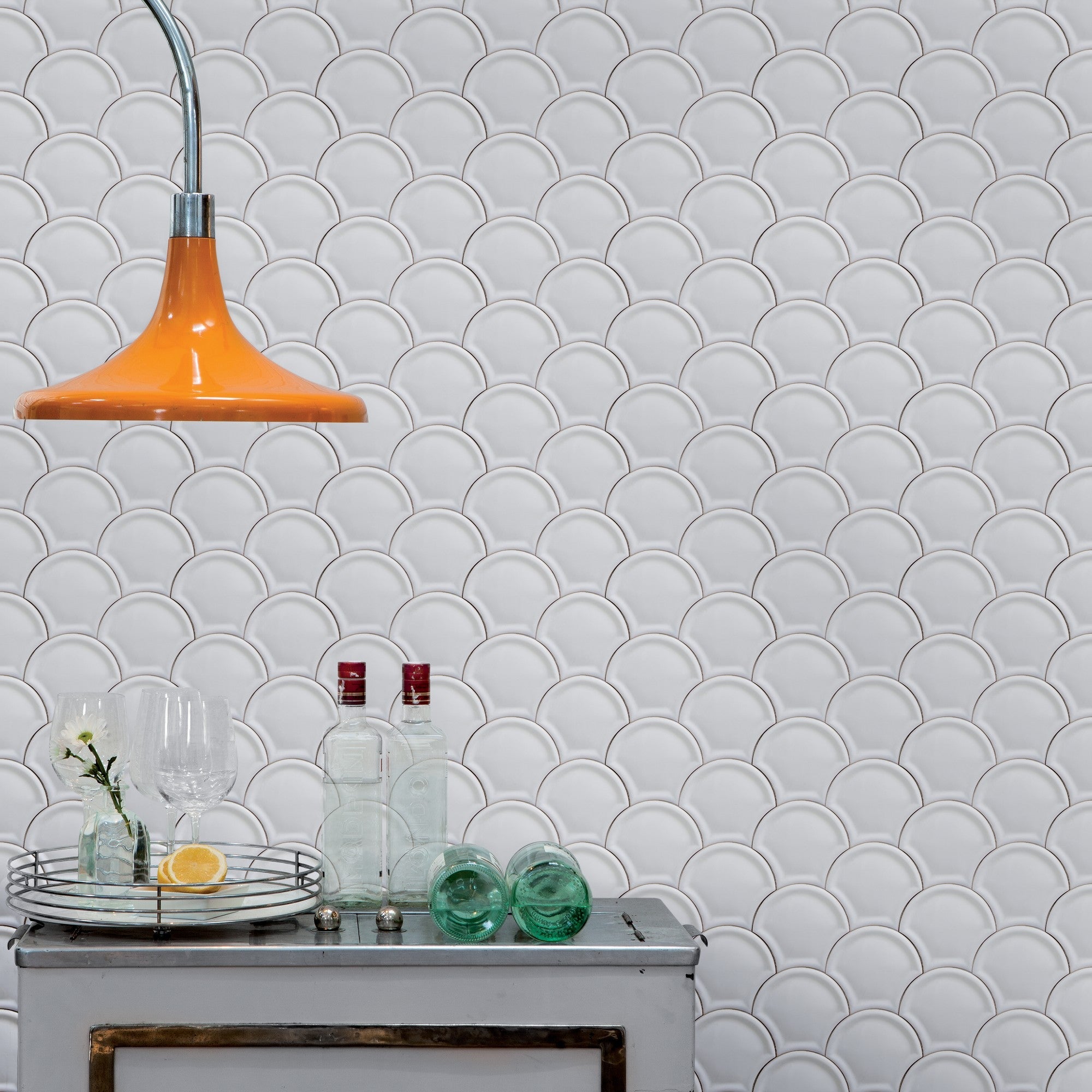 3000024 Scales White/grey Tiles Wallpaper by Coordonné