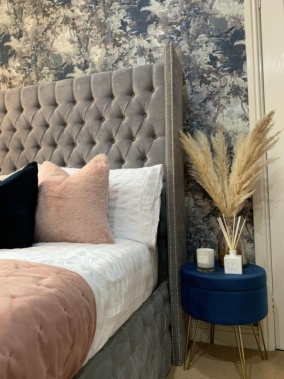 37652-3 Floral History of Art Wallpaper by AS Creation