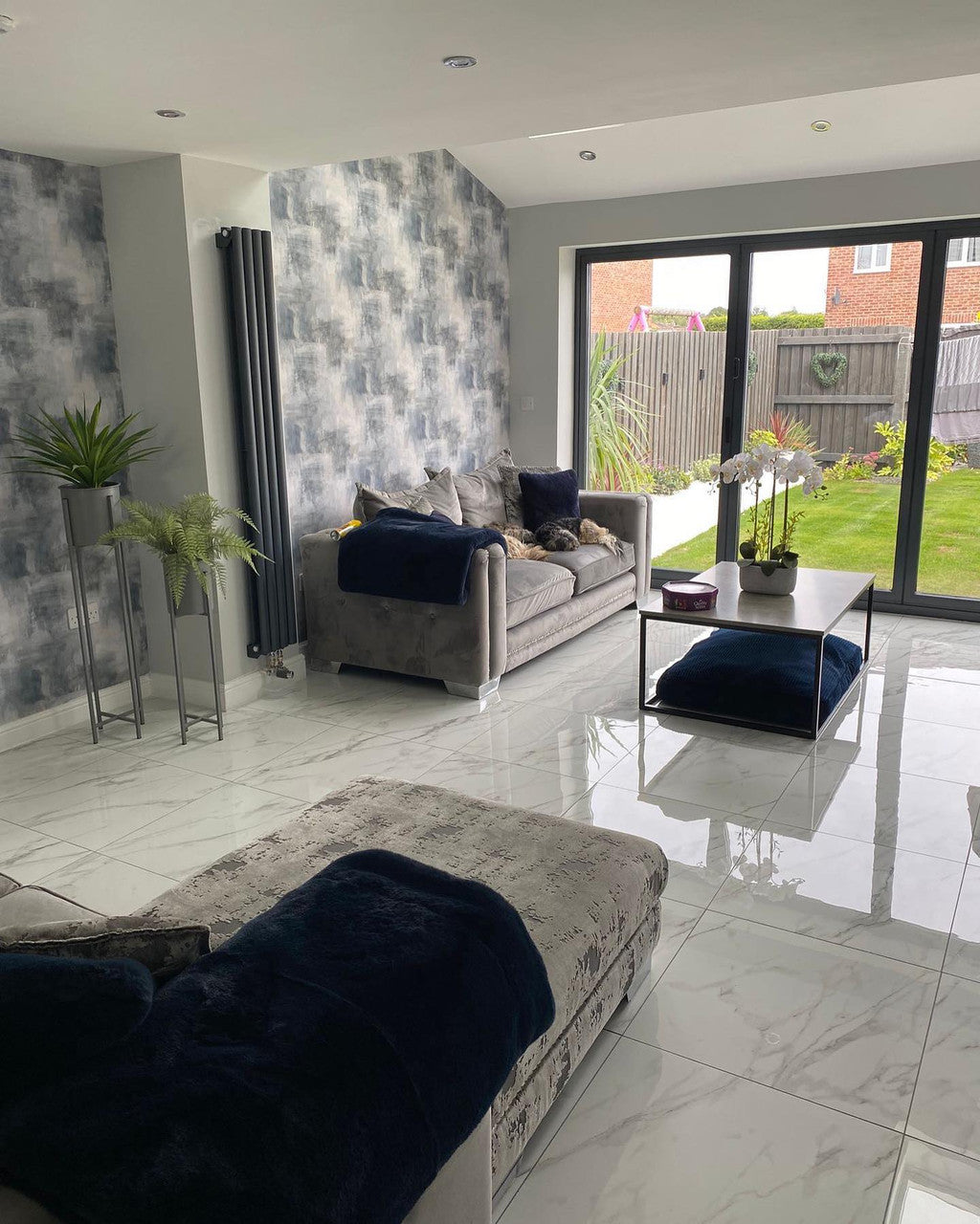 A60003 Asperia Distressed Blue Wallpaper by Grandeco Life