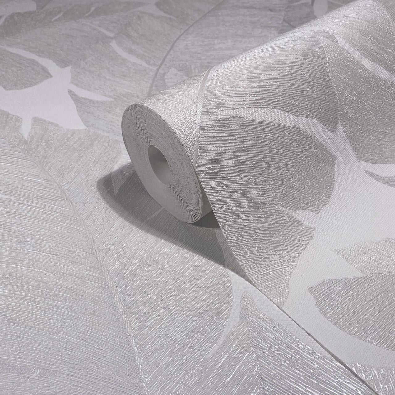 31623 Palm Leaf The New Design Book White and Grey Wallpaper By Galerie