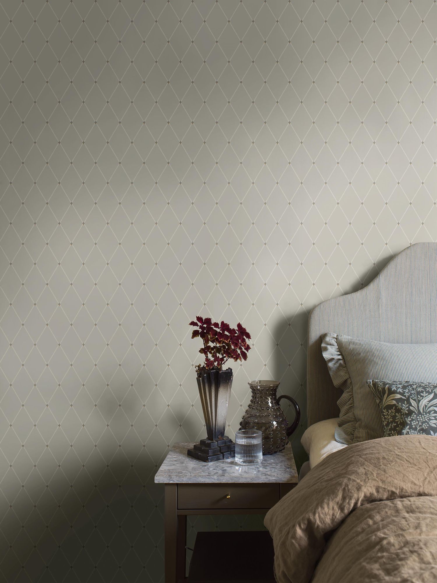 3280 Fredrik Grey and Beige Wallpaper by Boråstapeter