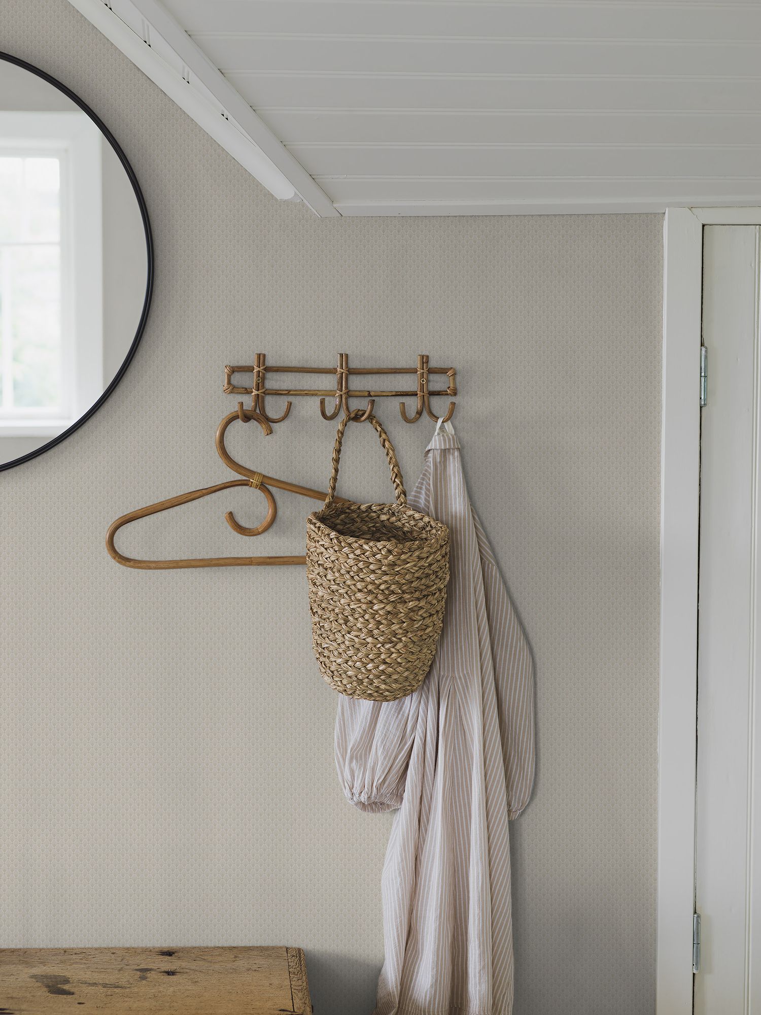 3287 Fredrika Beige Wallpaper by Boråstapeter