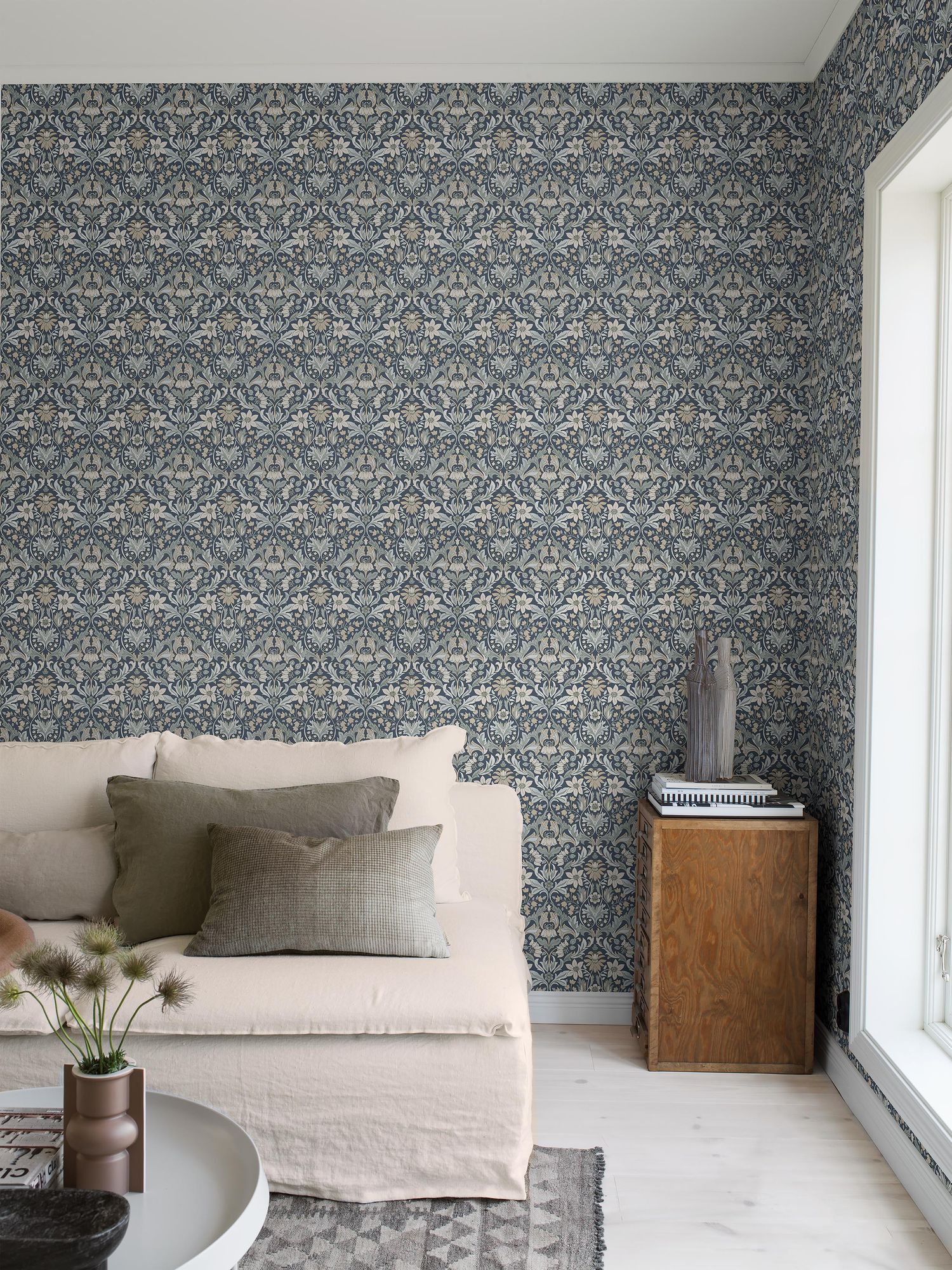 3292 Blomsterfröjd Blue and Multi Wallpaper by Boråstapeter