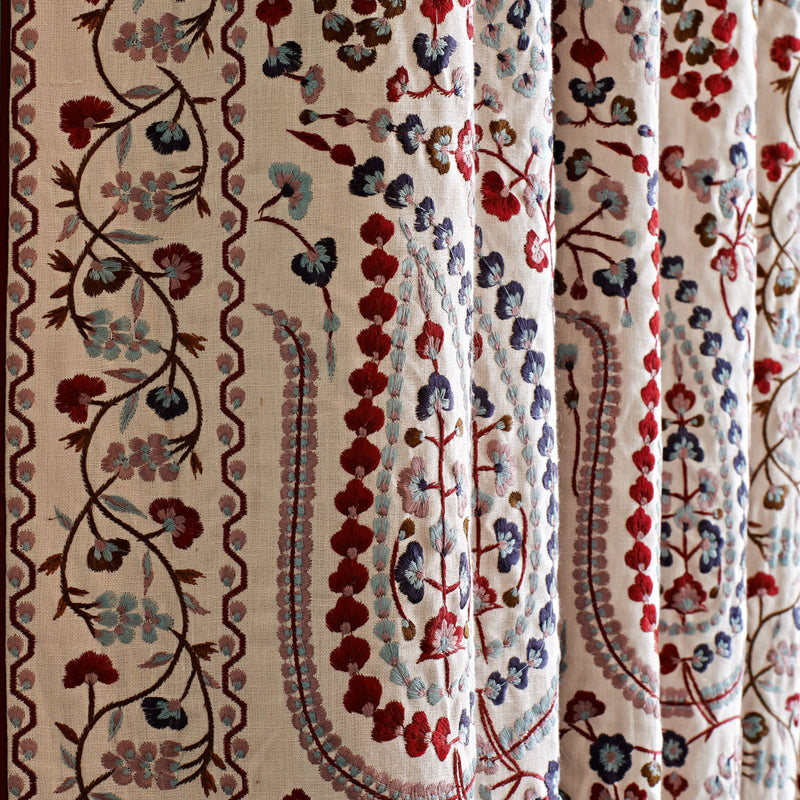 331627 Jayshree Indienne Red/Blue Fabric by Zoffany