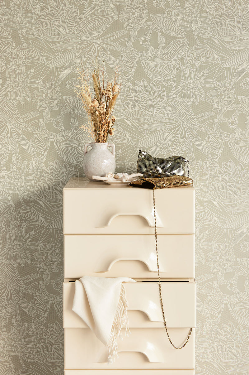 340113 Floral Lace Green Gilded Wallpaper by Eijffinger