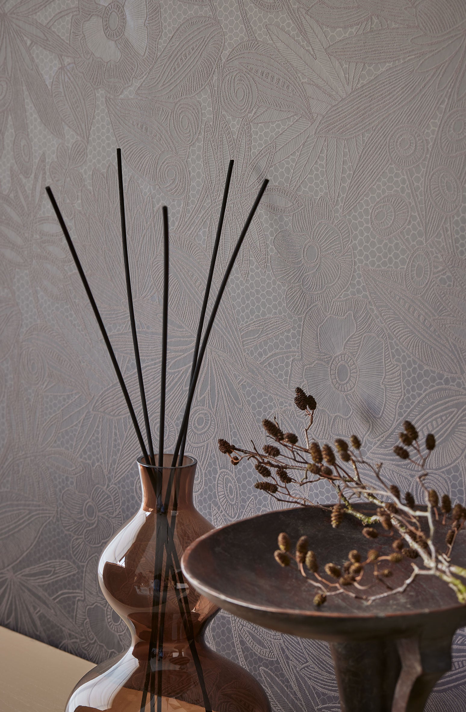 340115 Floral Lace Purple Gilded Wallpaper by Eijffinger