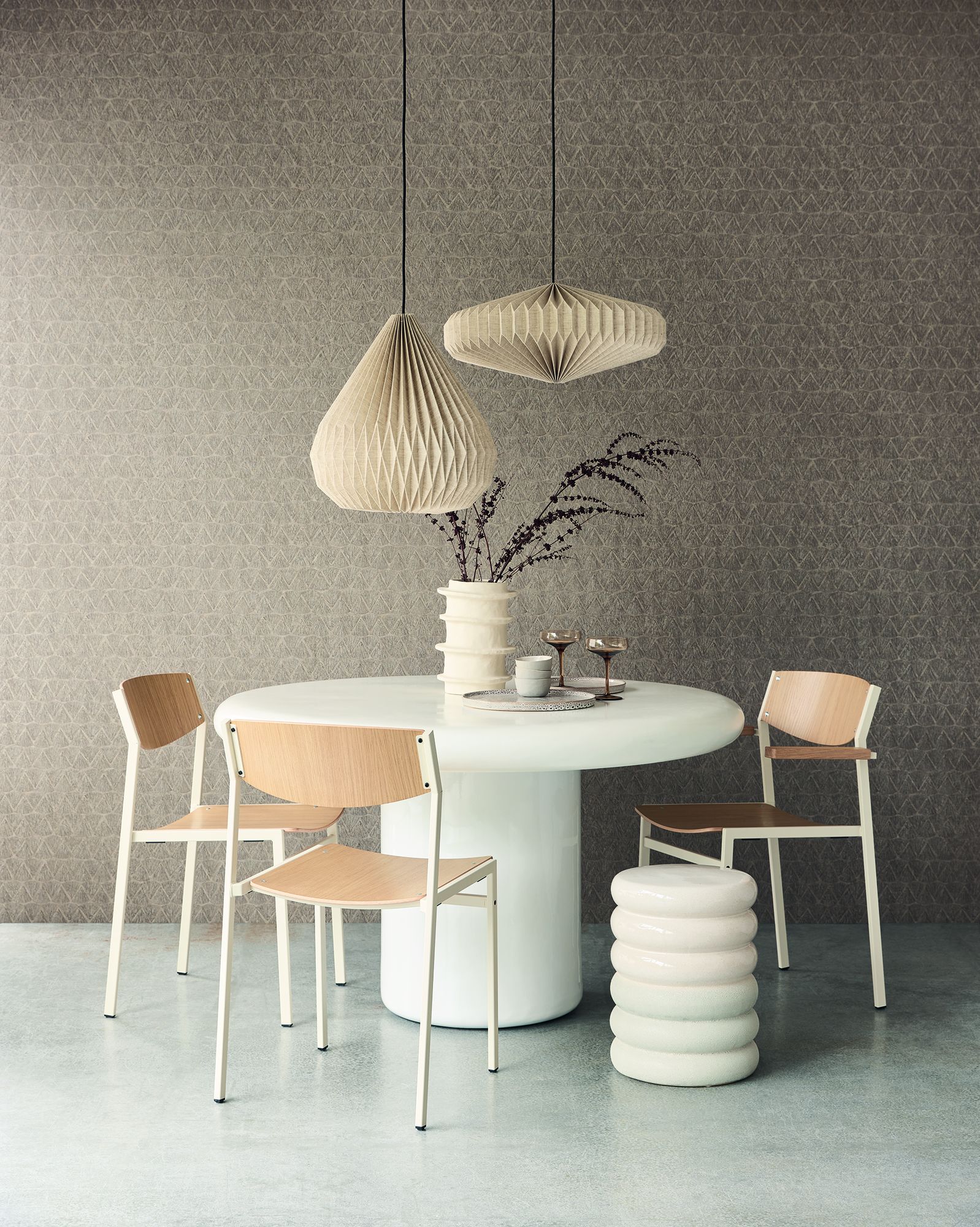 340347 Scallop Bronze Wallpaper by Eijffinger