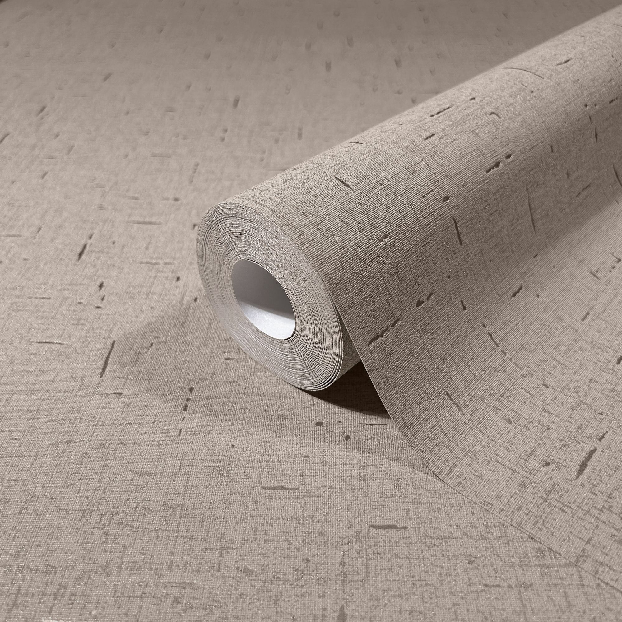 35112 Uni Beige and Gold City Romance Wallpaper by Galerie