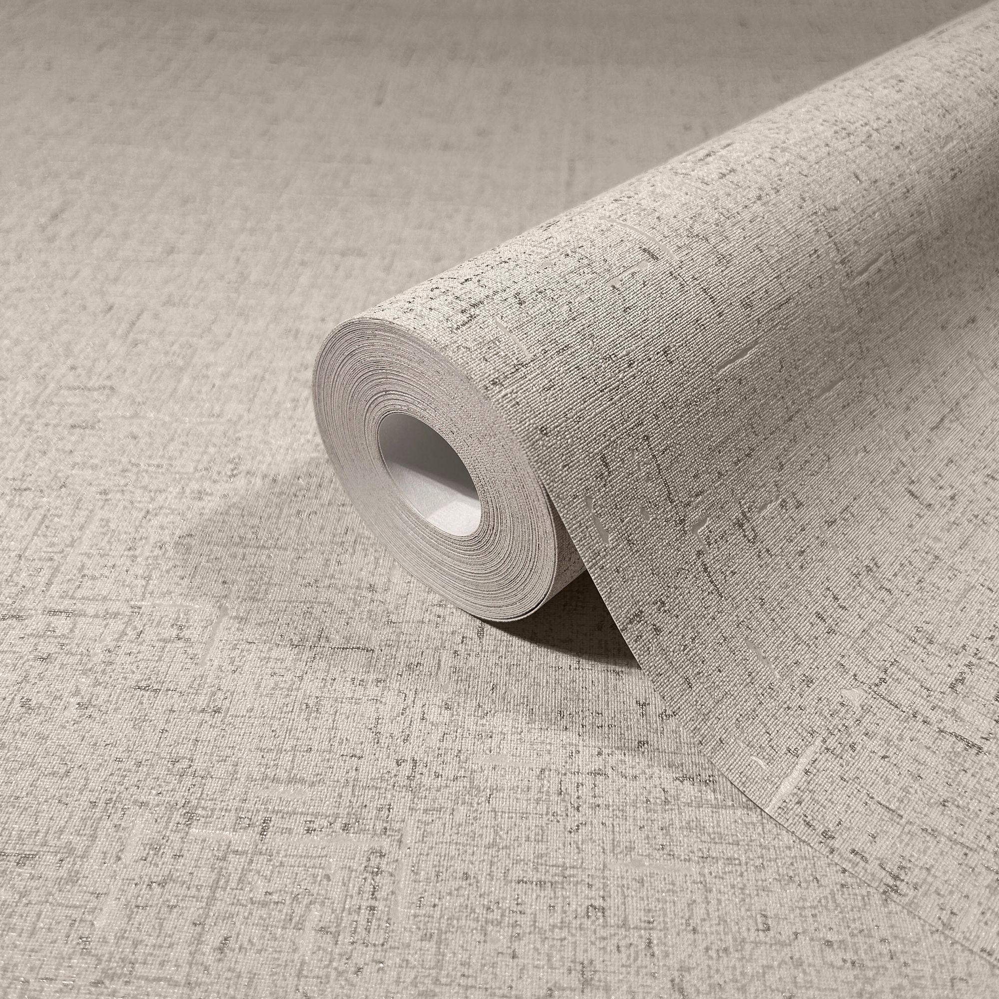 35113 Uni Beige and Silver Grey City Romance Wallpaper by Galerie
