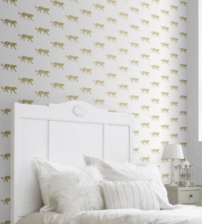 352-347685 Leopard Precious Wallpaper by Today Interiors