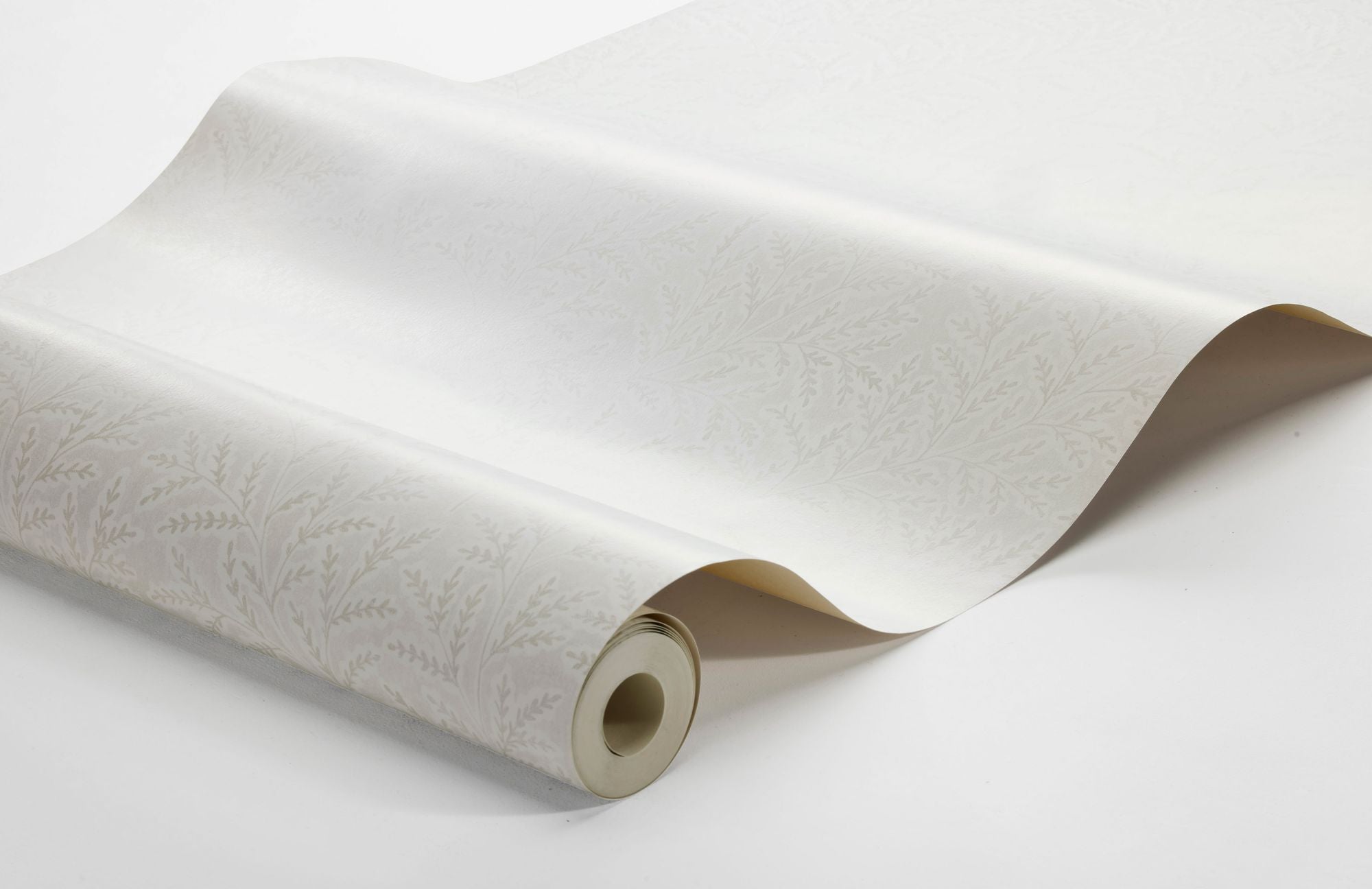 3571 Molly´s Meadow Light White Cottage Garden Wallpaper by Boråstapeter