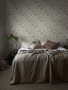3574 Laura´s Cottage Light Green Cottage Garden Wallpaper by Boråstapeter