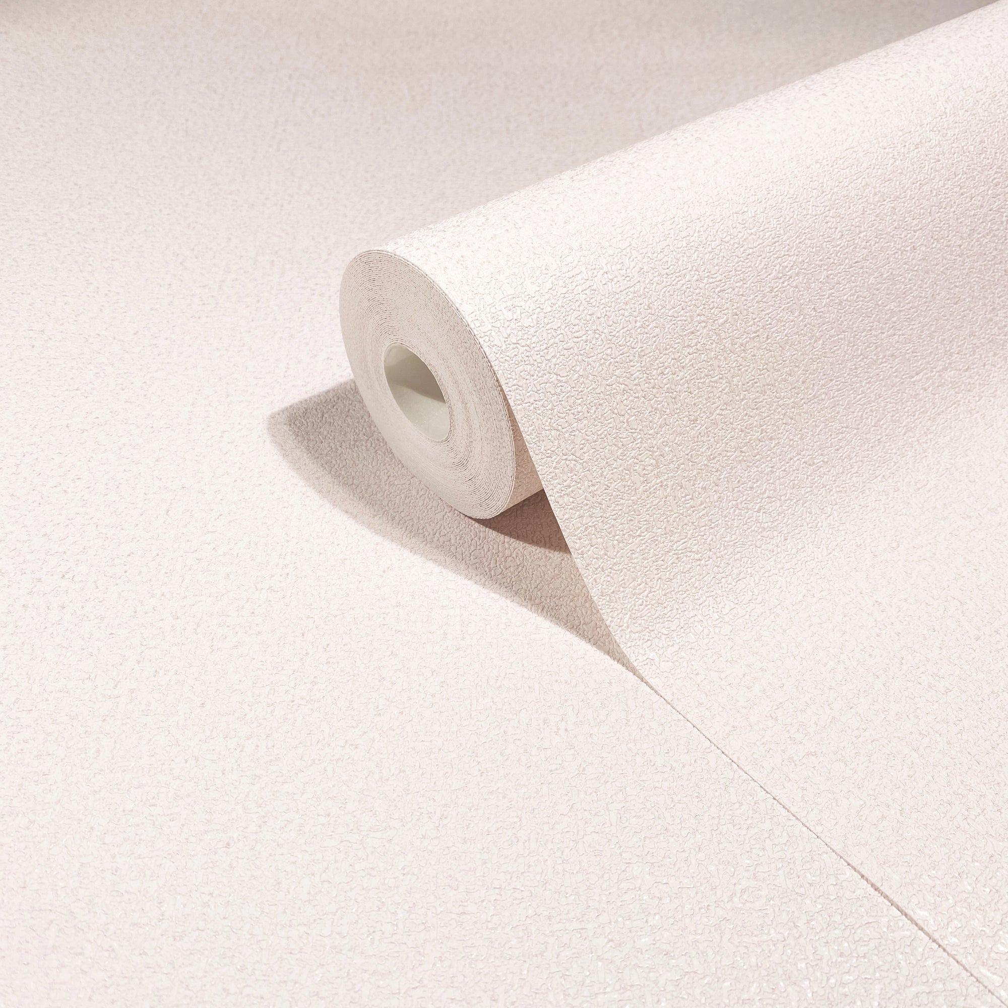 35819 Uni Pink Wallpaper by Galerie
