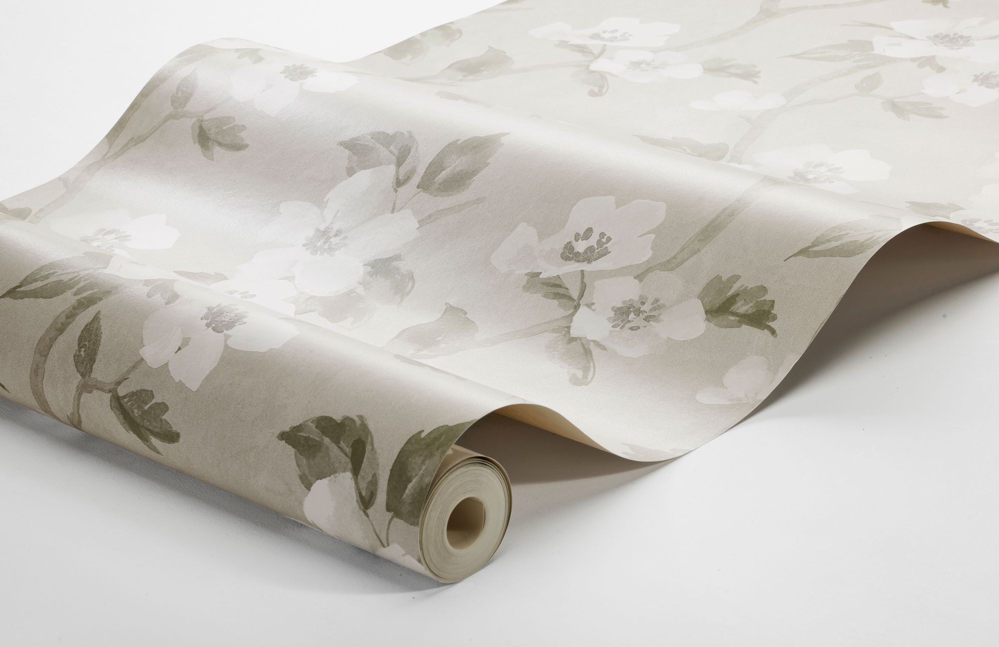 3582 Helen´s Flower Light Grey Cottage Garden Wallpaper by Boråstapeter