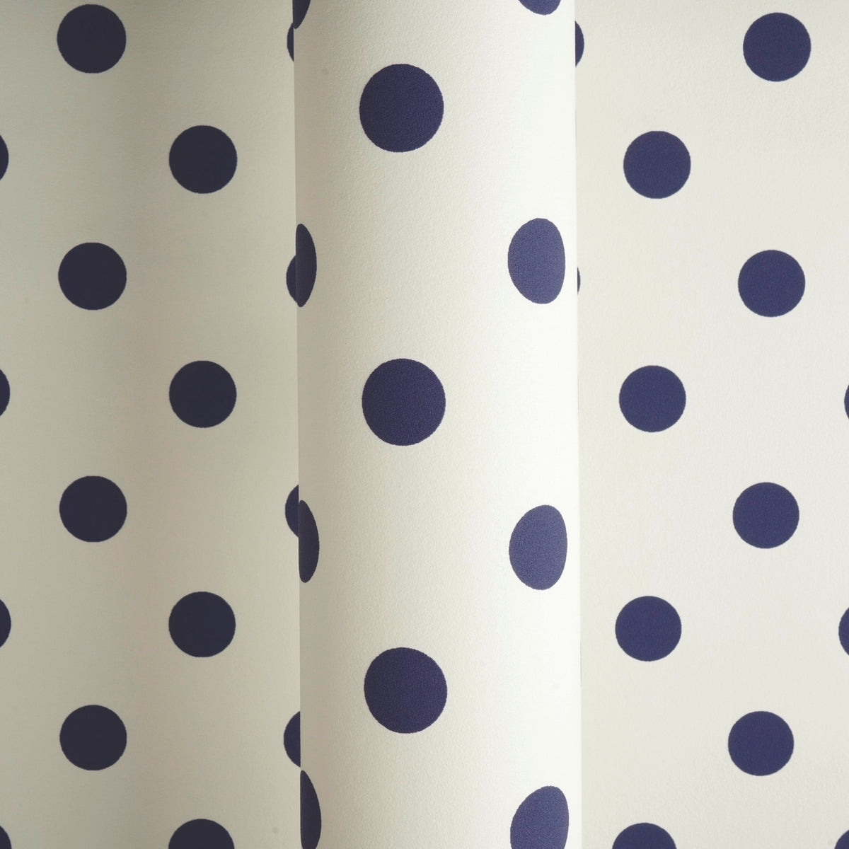 Spot Ivory Kids Studio Wallpaper by A S Creation - flat