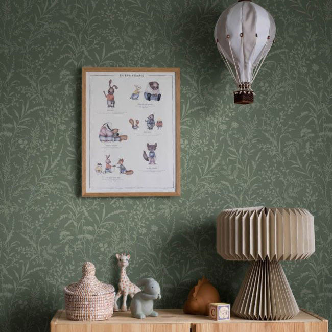 38736 Florian Borosan Hem Green Wallpaper by Borastapeter