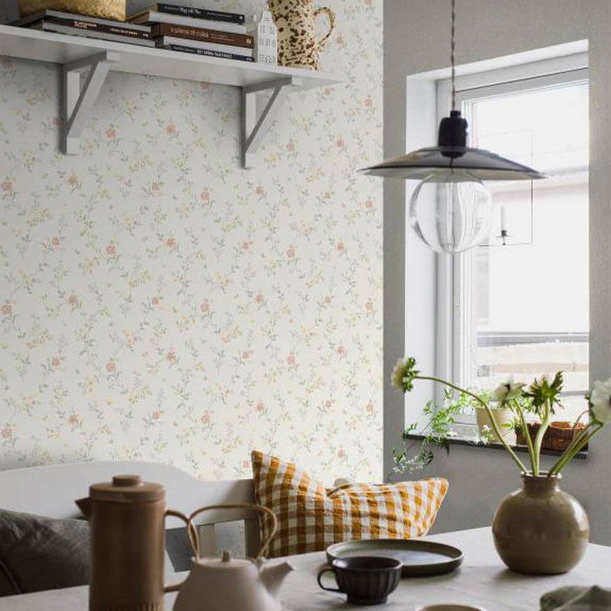 38755 Viktoria Borosan Hem Neutral / Pink Wallpaper by Borastapeter