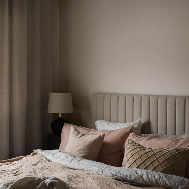 38772 Kim Borosan Hem Pink Wallpaper by Borastapeter