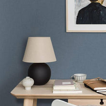 38777 Vega Borosan Hem Navy Wallpaper by Borastapeter